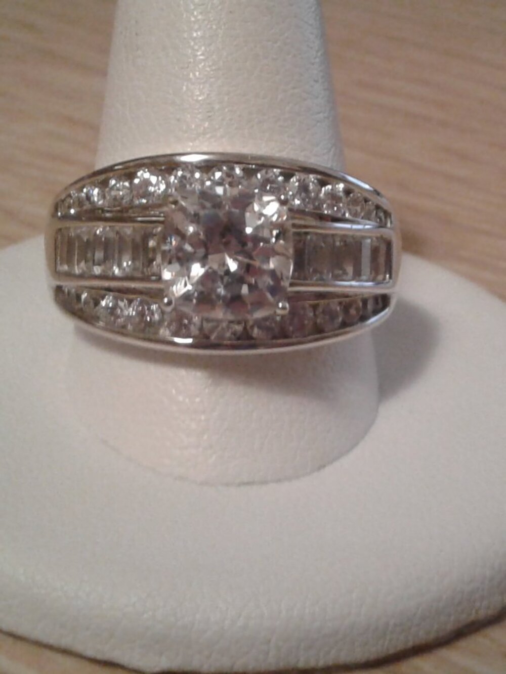 DOB255 LNC Bella Luce Cushion Rhodium Plated Center Design Ring 3.36ctw.Sz.10